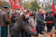 В Краснодаре активисты КПРФ организовали митинг в честь Великого Октября