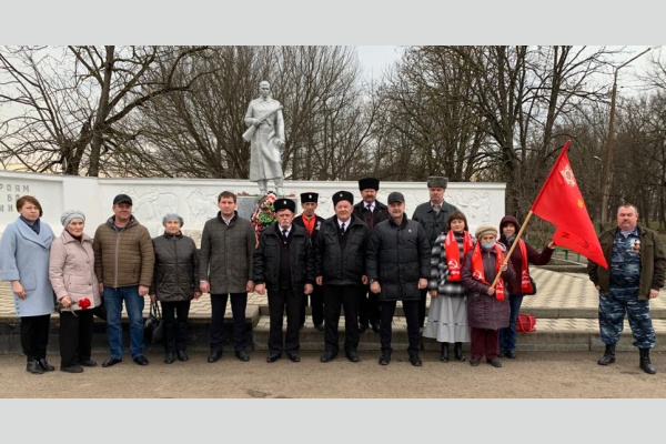 Тимашевский район. Коммунисты отметили 78-ю годовщину освобождения родной земли