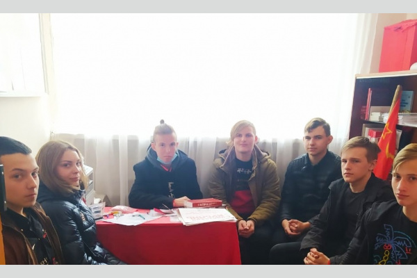 В станице Брюховецкой комсомольцы наметили ближайшие планы своей работы В станице Брюховецкой комсомольцы наметили ближайшие планы своей работы