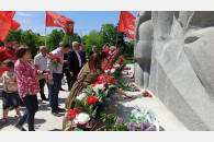 В Краснодаре активисты КПРФ и сторонники партии почтили память павших в годы войны