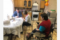 Калининский район. Коммунист-депутат Р. Поливода помогает сельским инвалидам