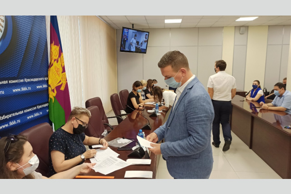 Предвыборные будни активистов КПРФ на Кубани: работа продолжается Предвыборные будни активистов КПРФ на Кубани: работа продолжается