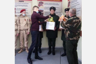 Каневские юнармейцы поздравили с Новым годом земляков, проходящих службу в Ейске