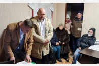 Краснодар. Коммунист-депутат Иван Жилищиков провел встречу с жителями многоквартирных домов