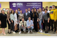 Активист КПРФ Р. Поливода ответил на вопросы студентов