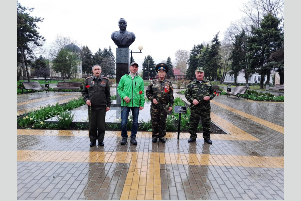 В Гулькевичском и Выселковском районах активисты отметили День космонавтики В Гулькевичском и Выселковском районах активисты отметили День космонавтики