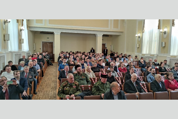 В Краснодаре Ю.В. Афонин встретился с активом краевого отделения КПРФ В Краснодаре Ю.В. Афонин встретился с активом краевого отделения КПРФ