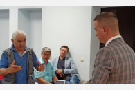 Краснодар. Коммунист-депутат Иван Жилищиков отчитался перед избирателями Центрального округа