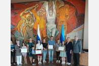 Коммунист-депутат А.М. Лымарь: 25-й раз – в родной Донбасс! Коммунист-депутат А.М. Лымарь: 25-й раз – в родной Донбасс!