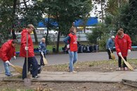 Коммунисты Краснодара приняли участие в городском субботнике